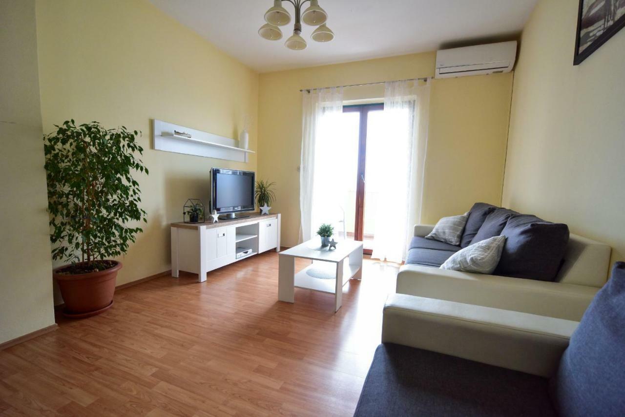 Apartment Marcella 2 Ljubač Zewnętrze zdjęcie