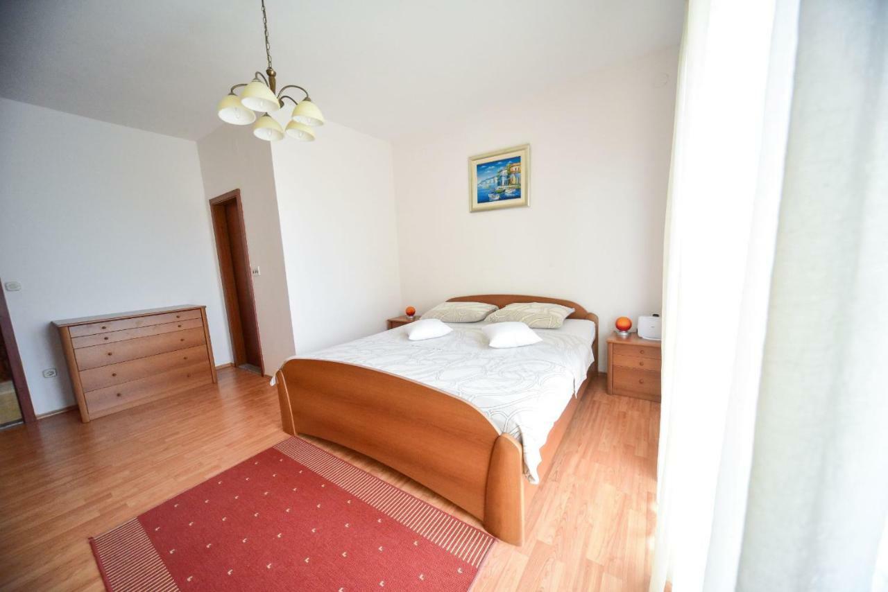 Apartment Marcella 2 Ljubač Zewnętrze zdjęcie