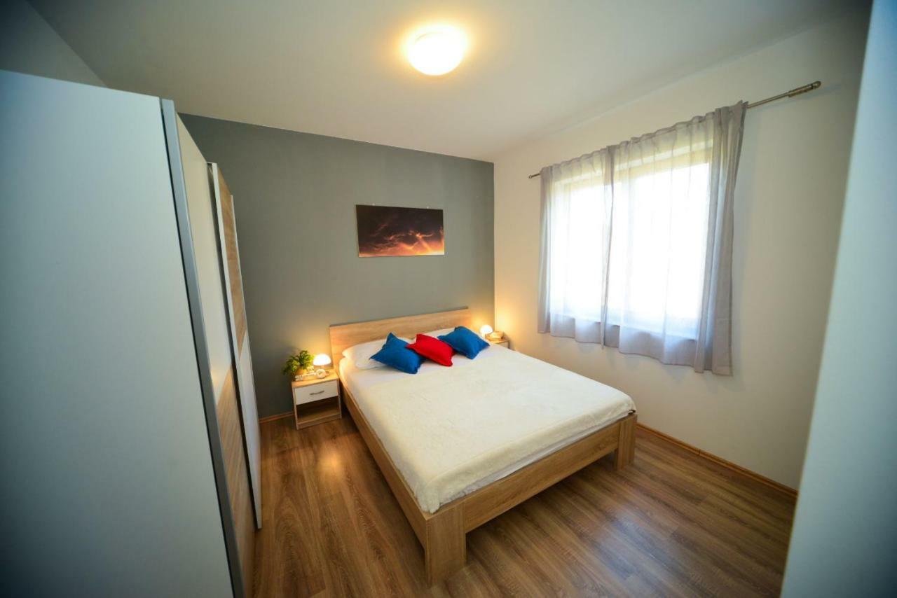 Apartment Marcella 2 Ljubač Zewnętrze zdjęcie